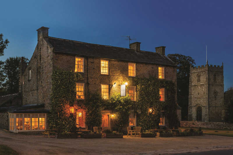 Explore UK Historic Inns: A Journey Through Time